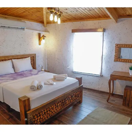 Remsey Hotel Отель Кешме
